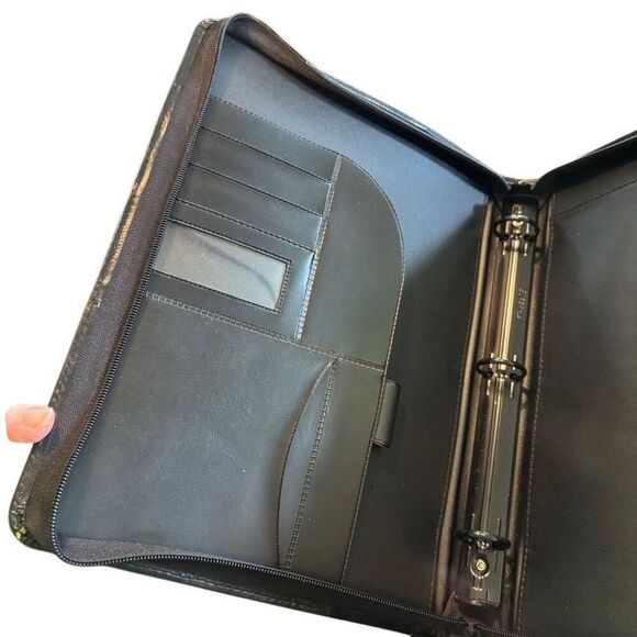 Emory Rollins School Of Public Health Zipper Portfolio - Picture 7 of 7